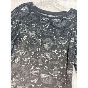 Simply Vera‎ Wang Women's M Cozy Soft Lace Sleepwear Sweater Faux Fur Sleeves